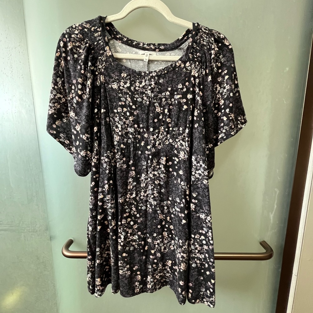 Maurices plus size 2X blouse